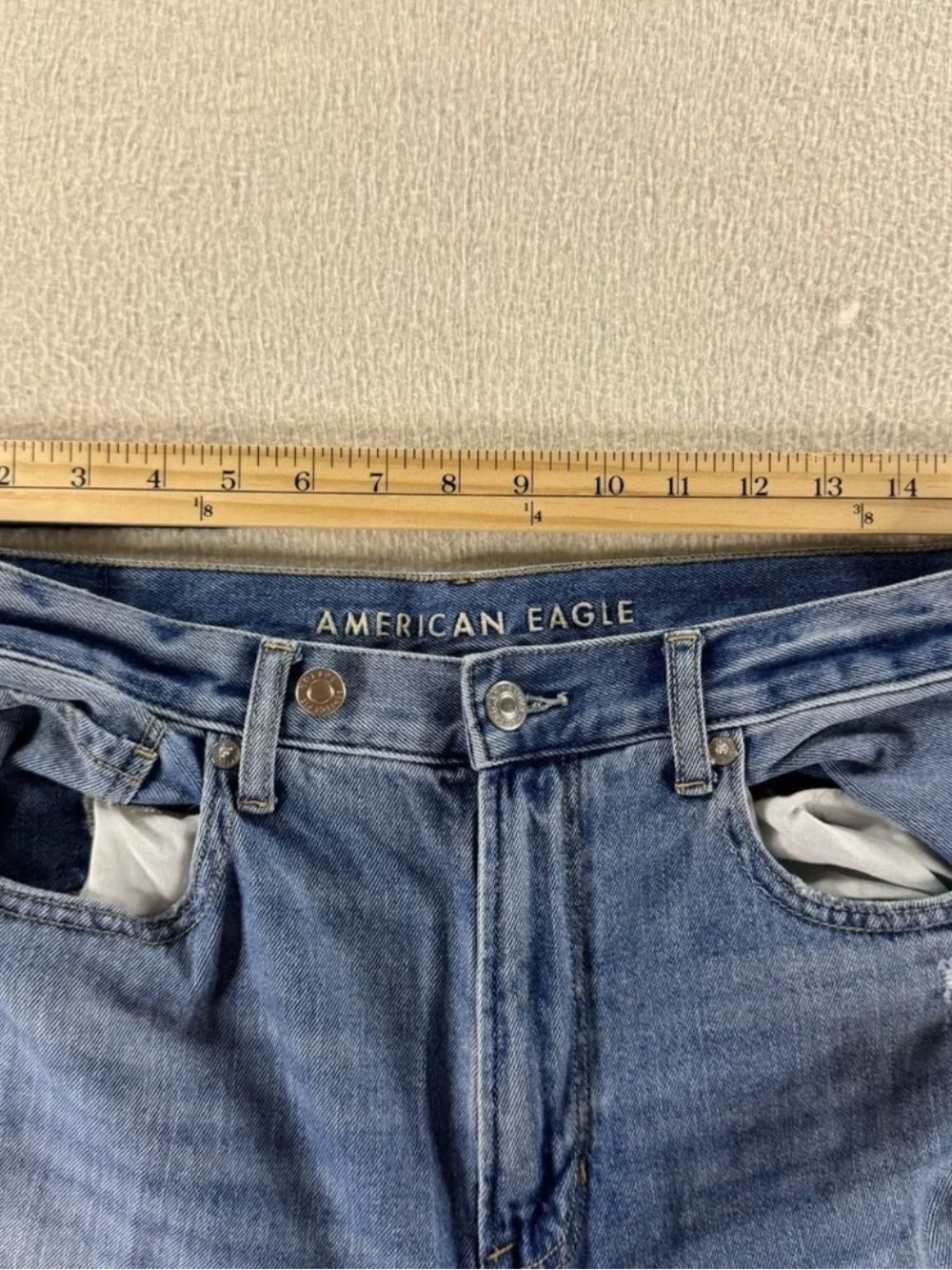 American Eagle Outfitters Light Blue Denim Jeans Size 12